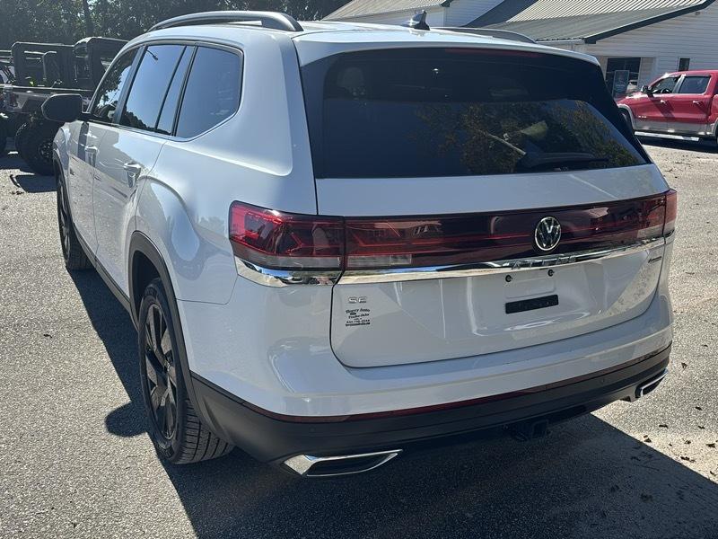 Volkswagen Atlas 2.0T SE w/Technology 4MOTION 2024