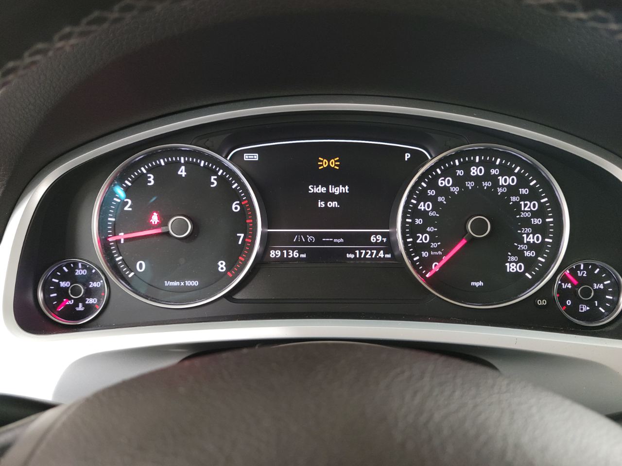2017 Volkswagen Touareg V6 Executive photo 15