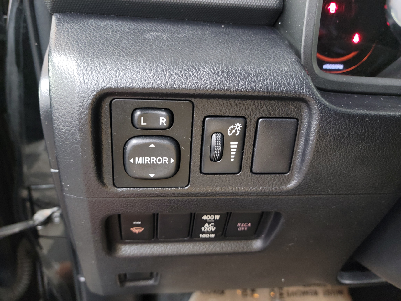 2013 Toyota 4Runner 4WD V6 Limited photo 18