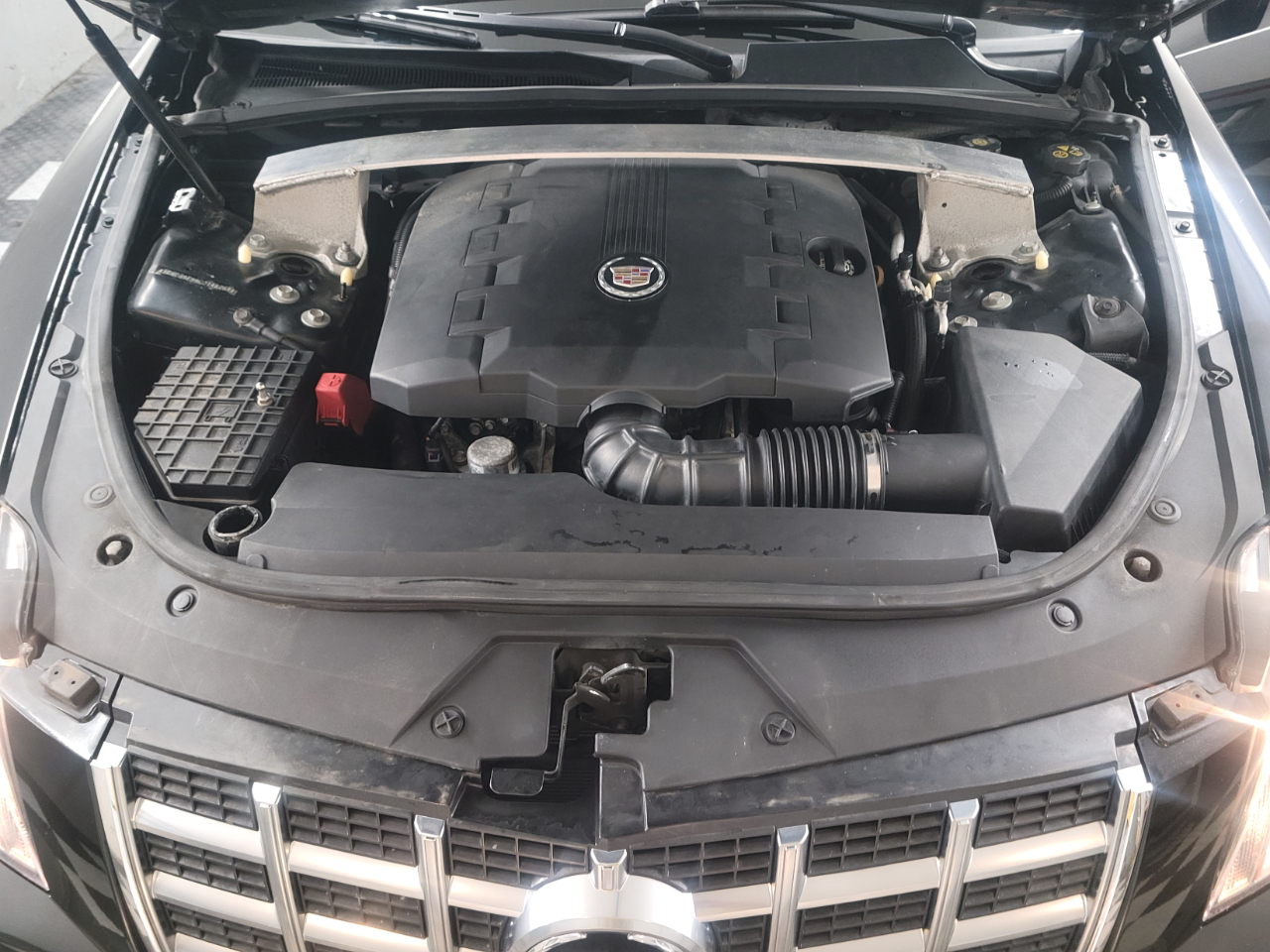 2013 Cadillac CTS Sedan Luxury photo 24