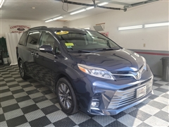 2020 Toyota Sienna 