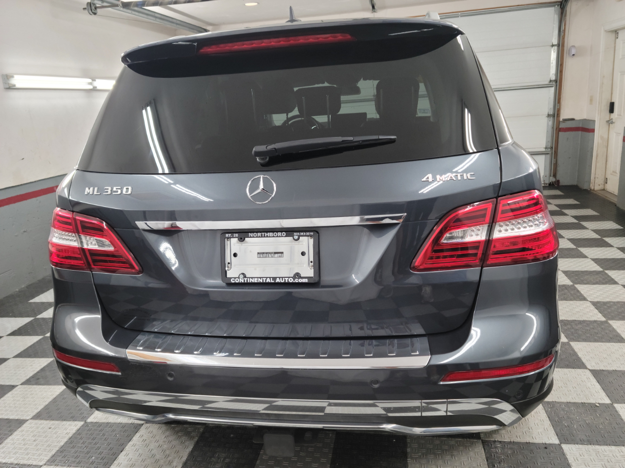 2015 Mercedes Benz ML 4MATIC 350 photo 3