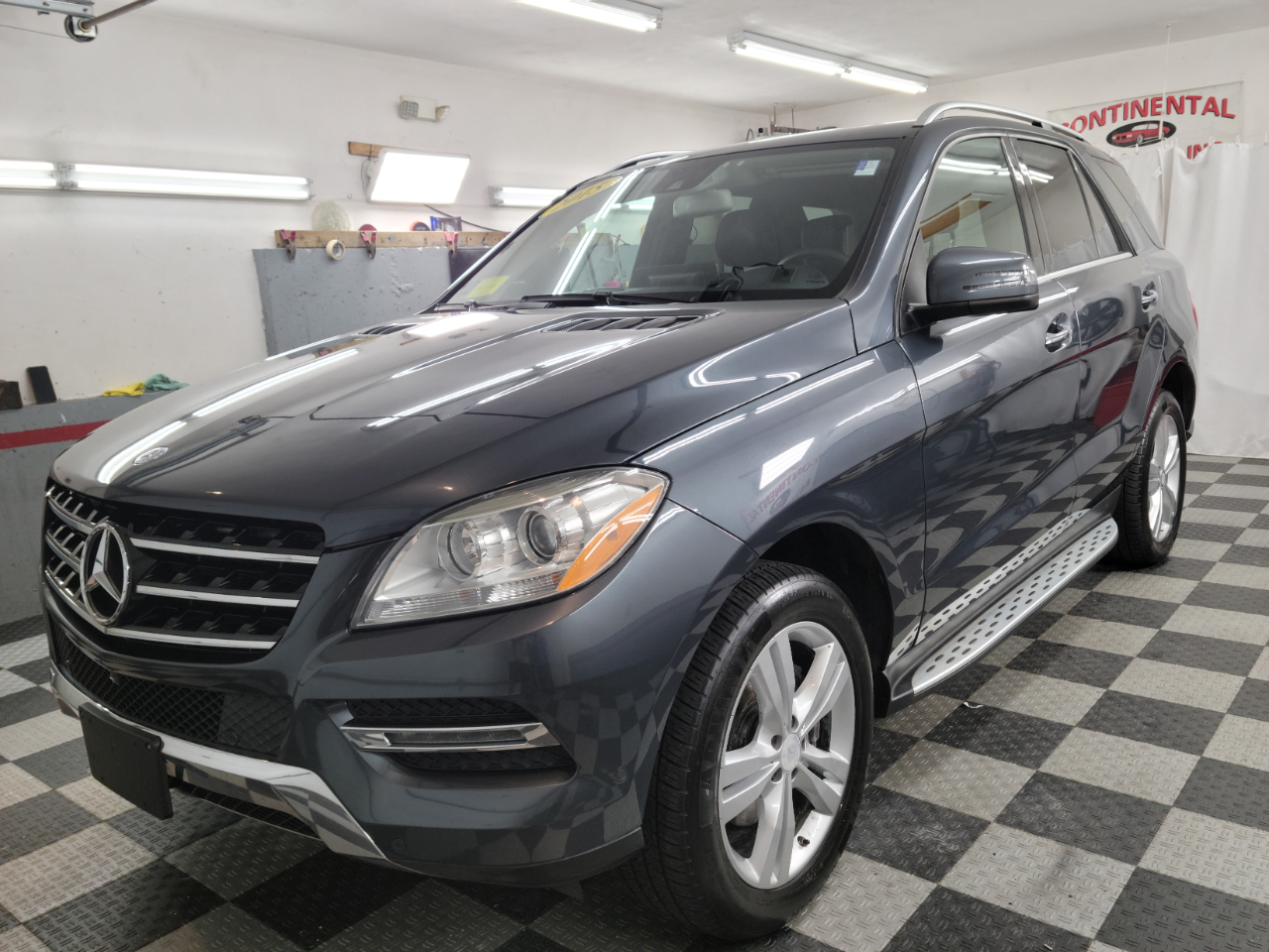 2015 Mercedes Benz ML 4MATIC 350 photo 6