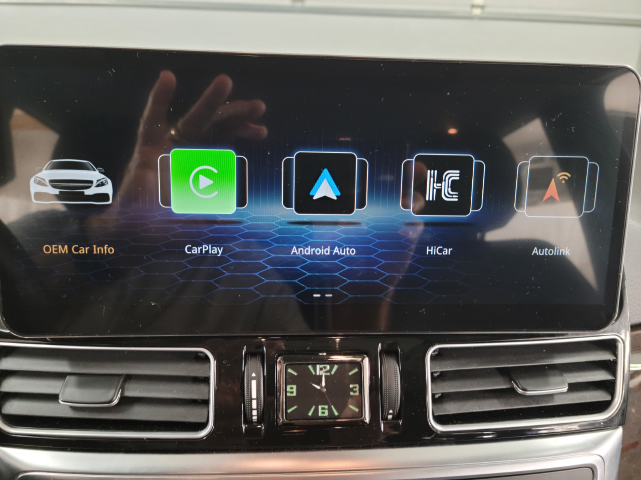 2015 Mercedes Benz ML 4MATIC 350 photo 19