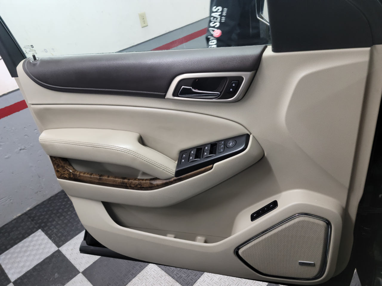 GMC Yukon XL 4WD 4dr Denali 2016