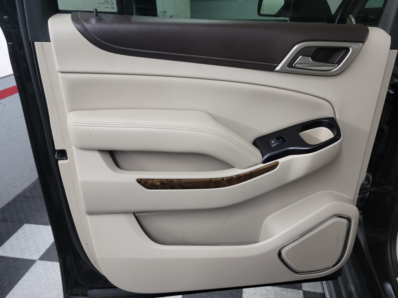 GMC Yukon XL 4WD 4dr Denali 2016