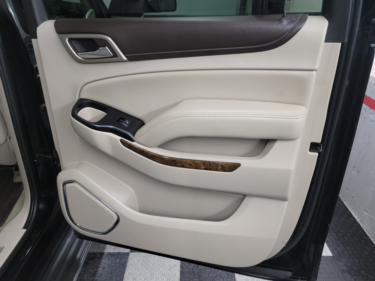 GMC Yukon XL 4WD 4dr Denali 2016