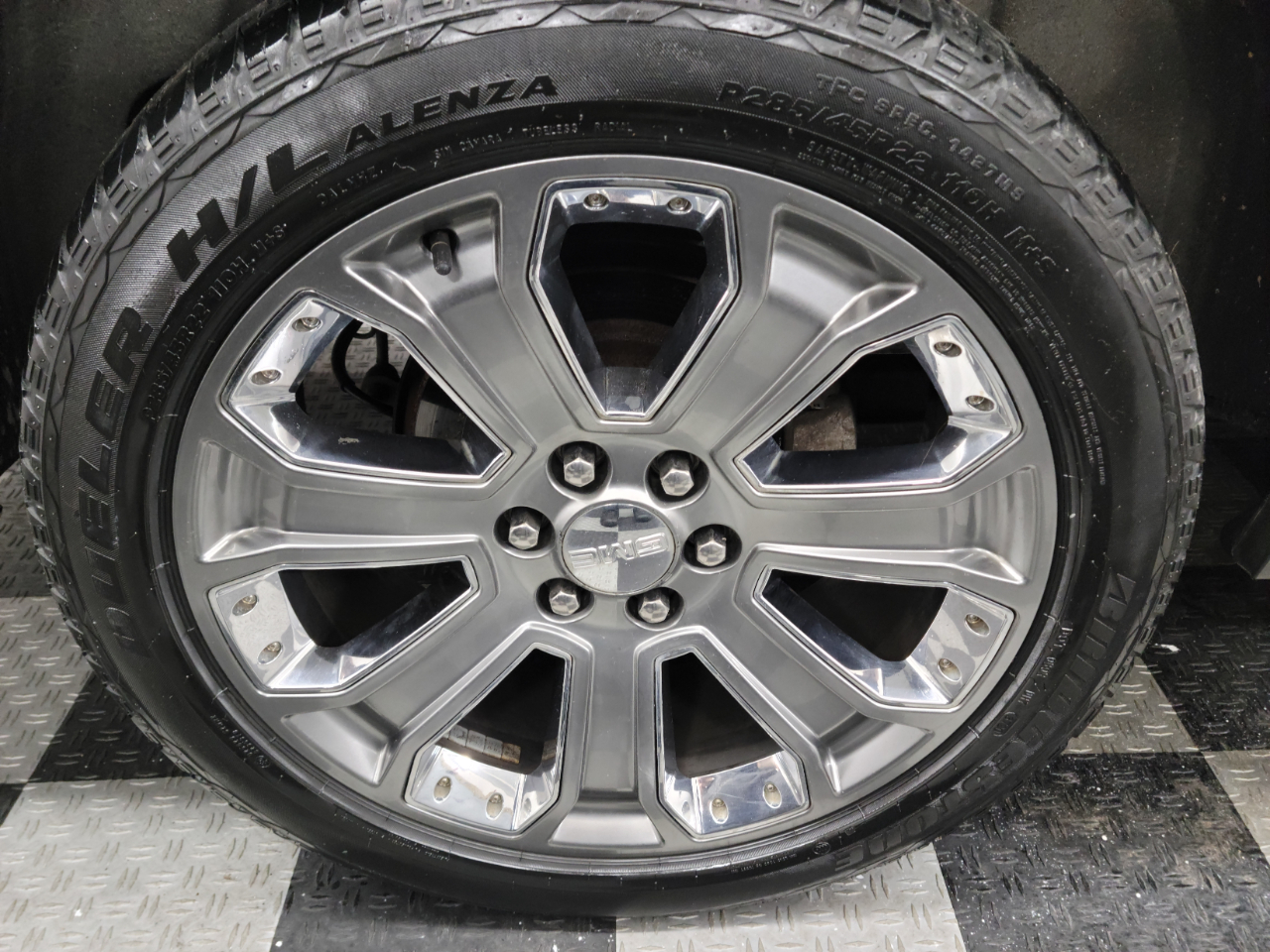 GMC Yukon XL 4WD 4dr Denali 2016