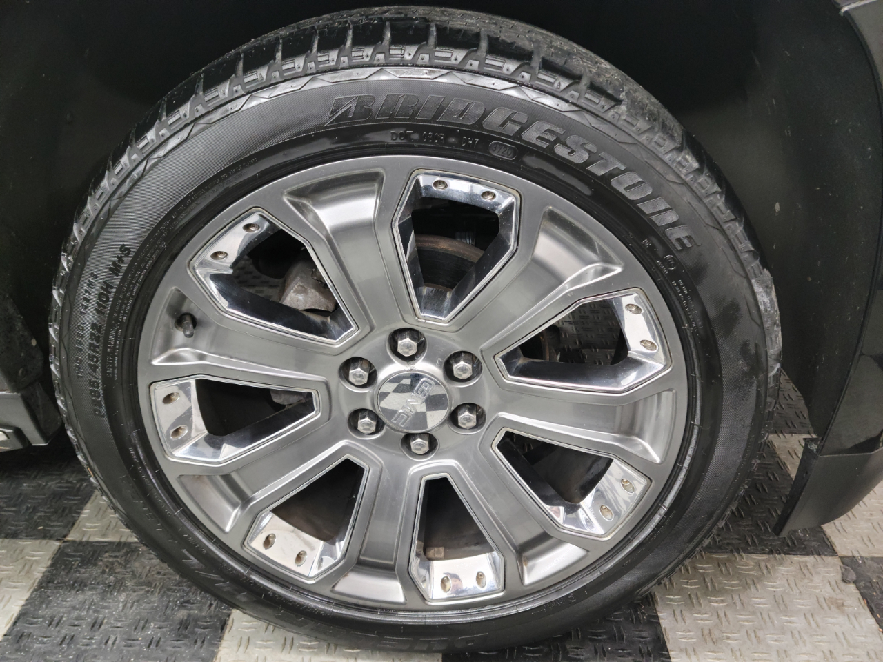 GMC Yukon XL 4WD 4dr Denali 2016