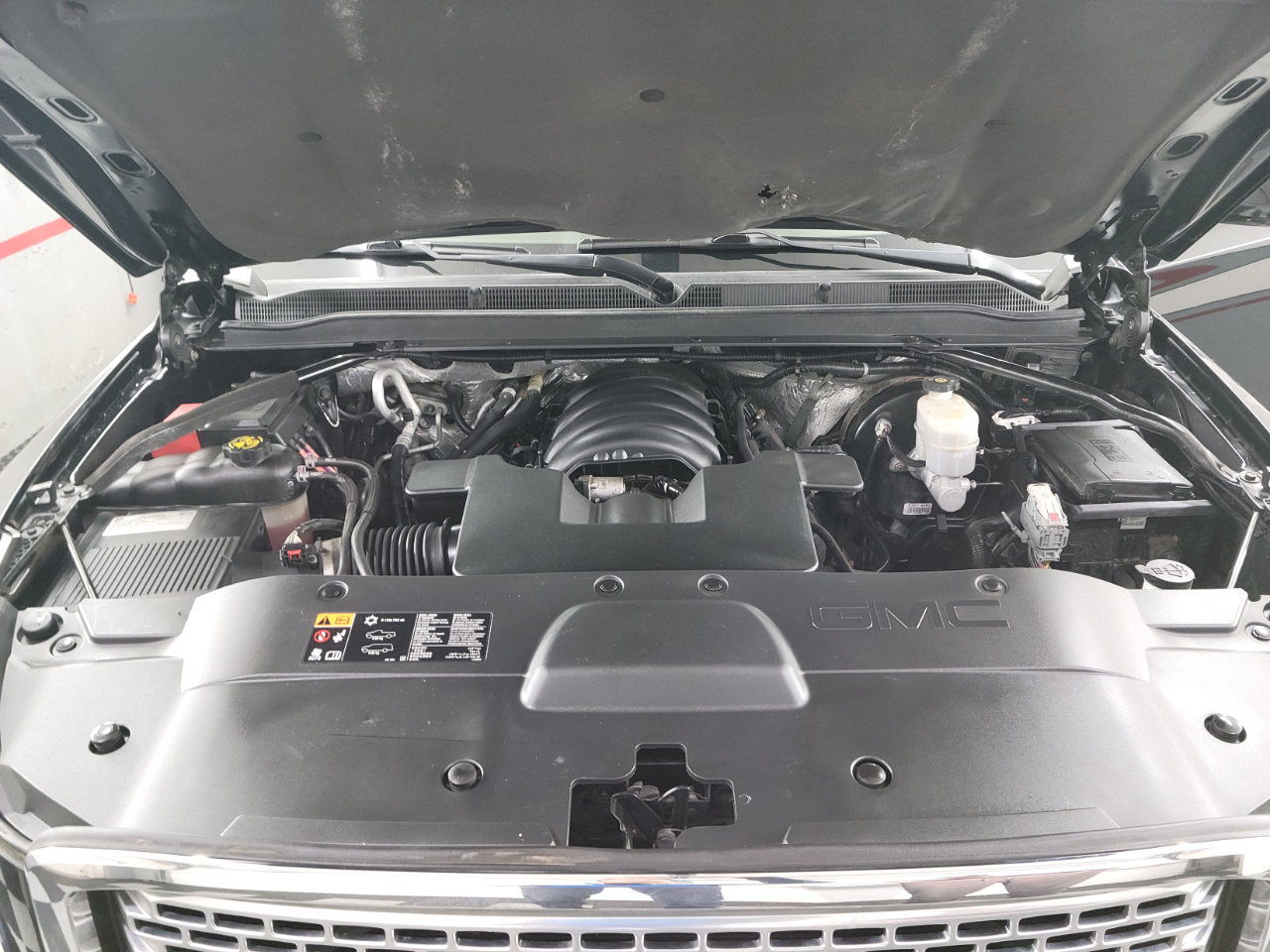 GMC Yukon XL 4WD 4dr Denali 2016