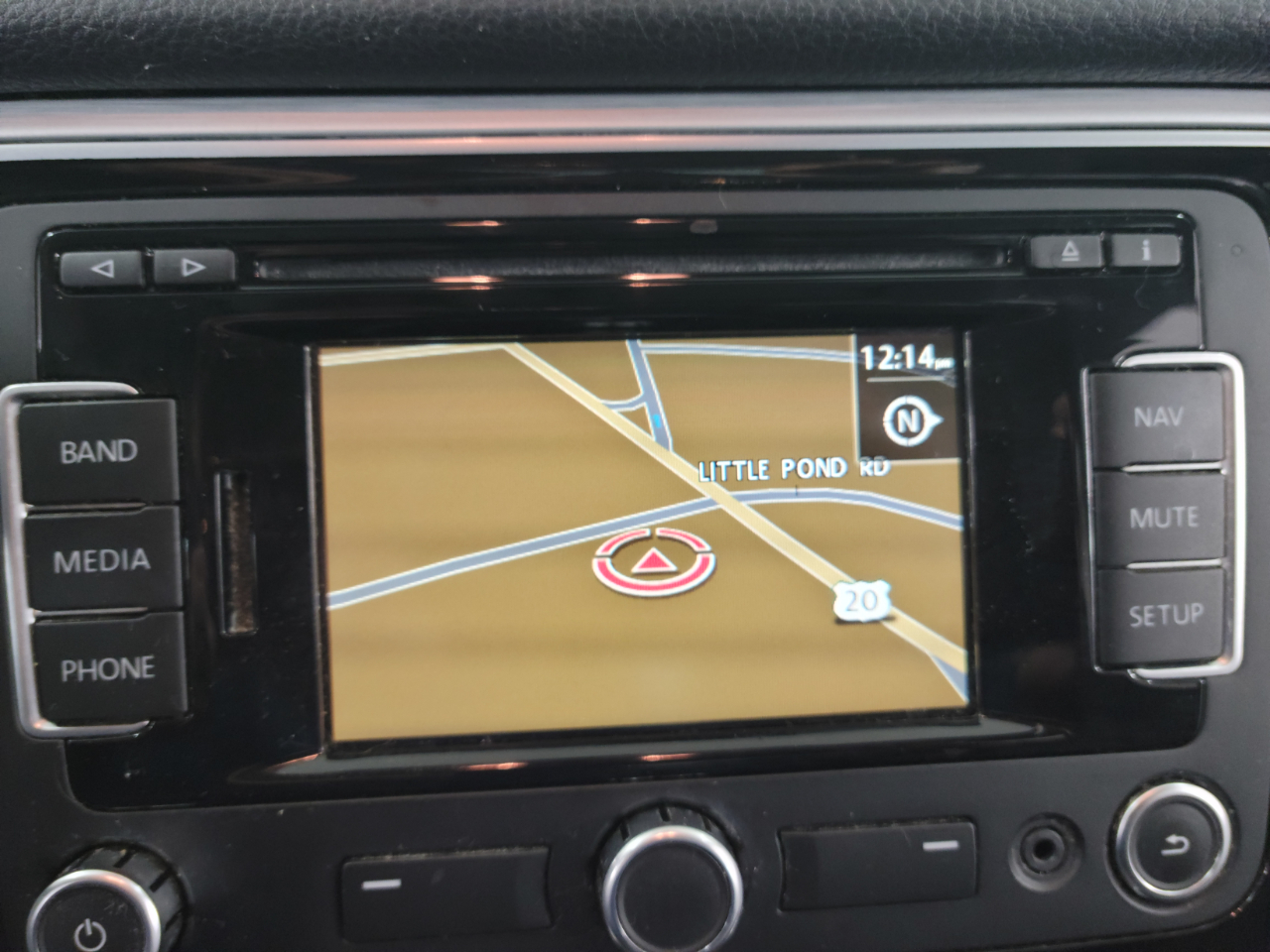 Volkswagen Passat 4dr Sdn 2.5L Auto SEL Premium PZEV 2012