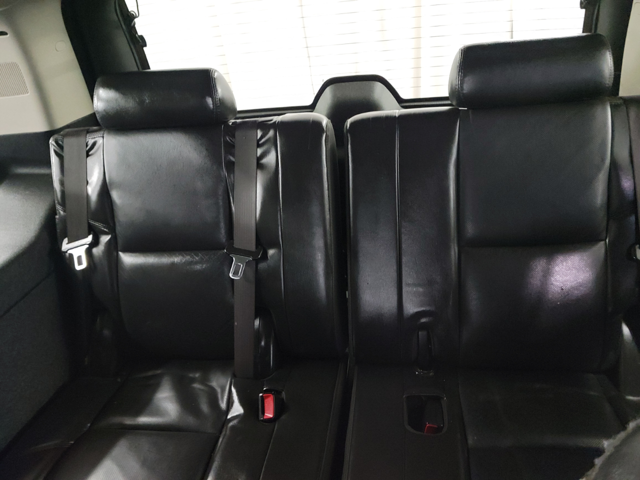 Cadillac Escalade AWD 4dr 2009