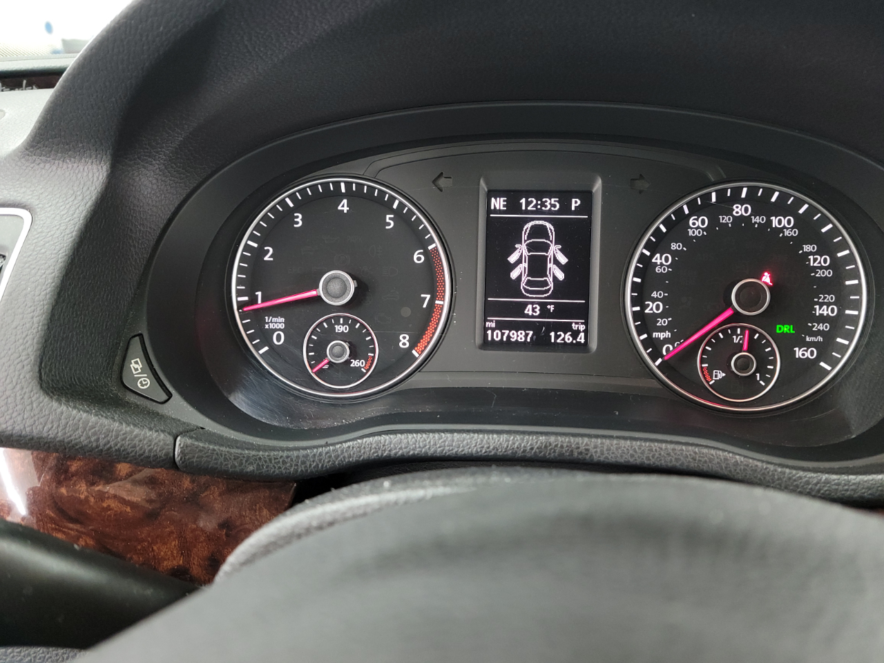 Volkswagen Passat 4dr Sdn 2.5L Auto SEL Premium PZEV 2013