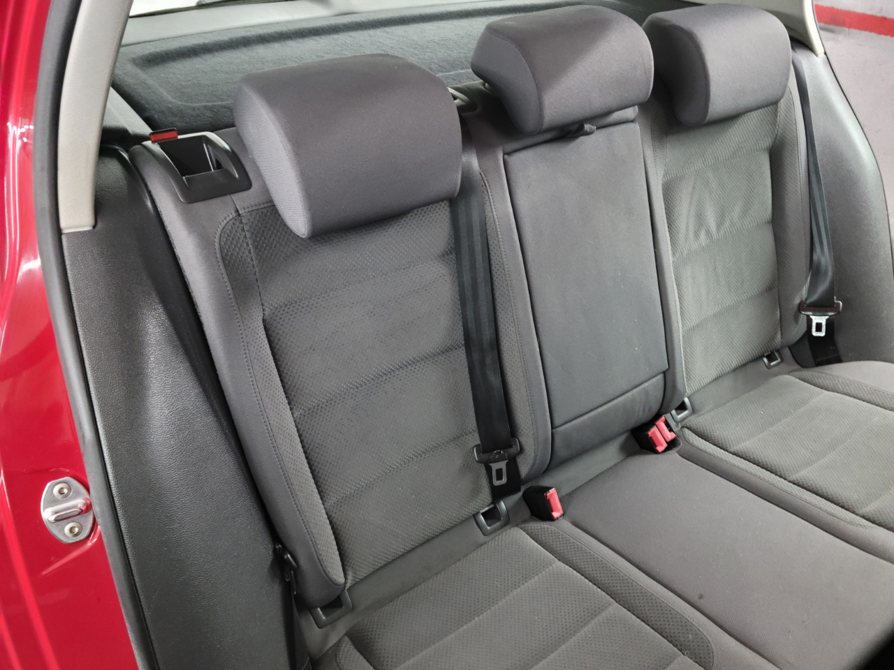 Volkswagen Rabbit 4dr HB Auto S PZEV 2009