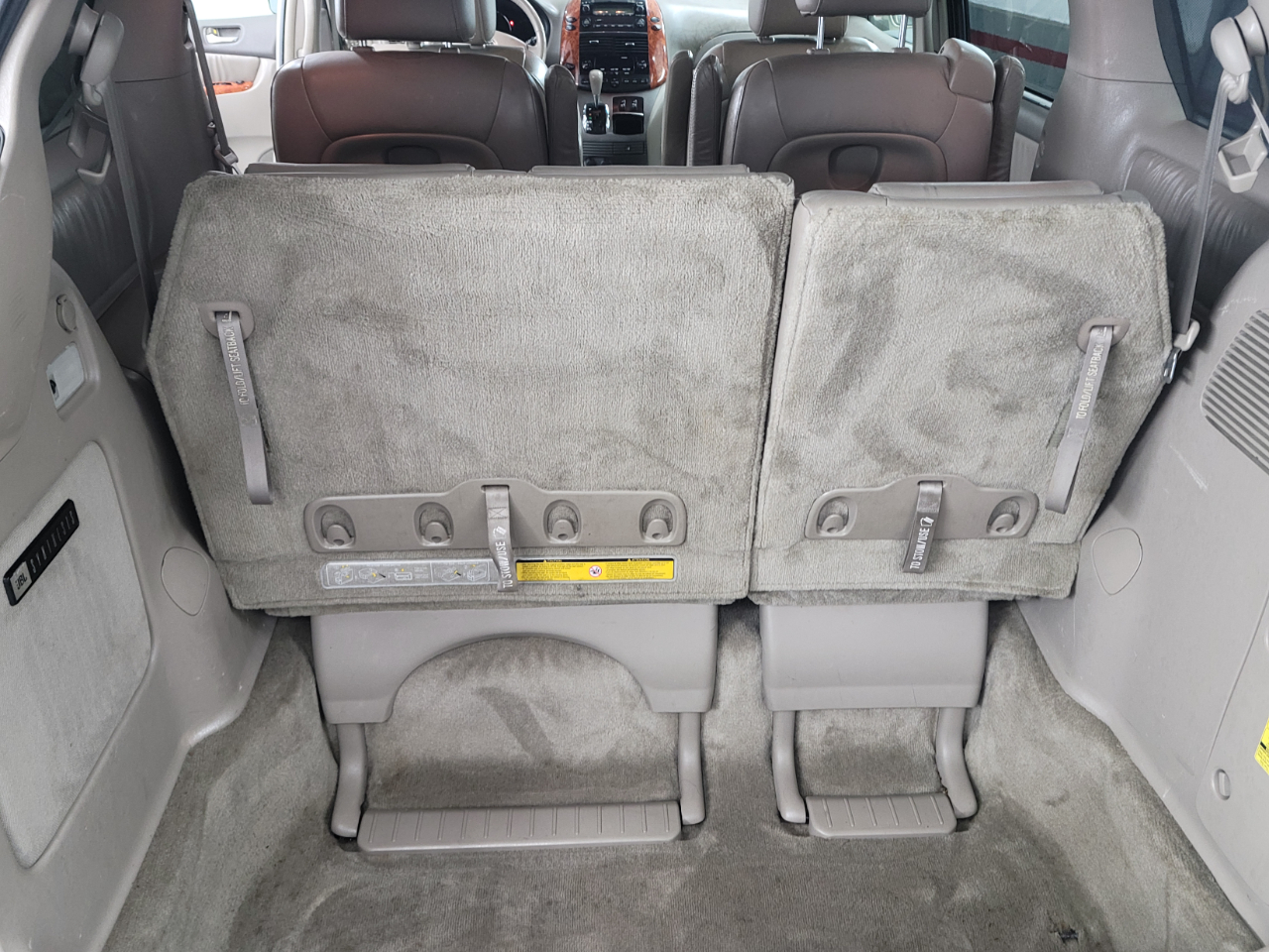 Toyota Sienna 5dr XLE FWD 7-Passenger (Natl) 2006