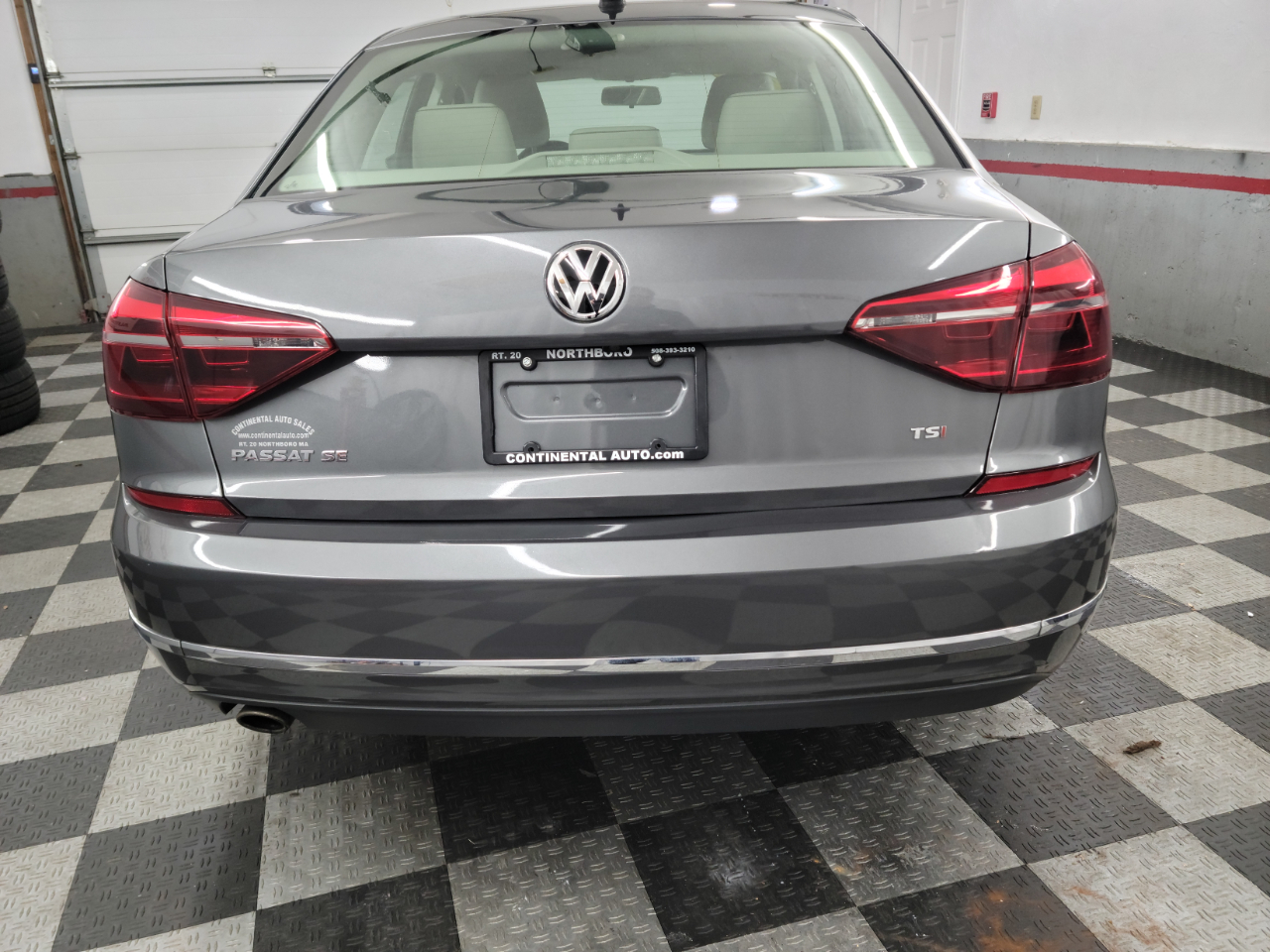 Volkswagen Passat 1.8T SE Auto 2017