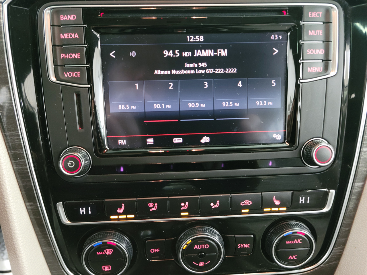 Volkswagen Passat 1.8T SE Auto 2017