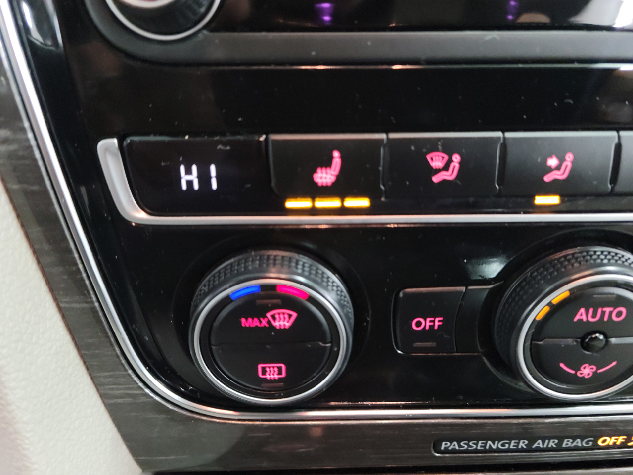 Volkswagen Passat 1.8T SE Auto 2017