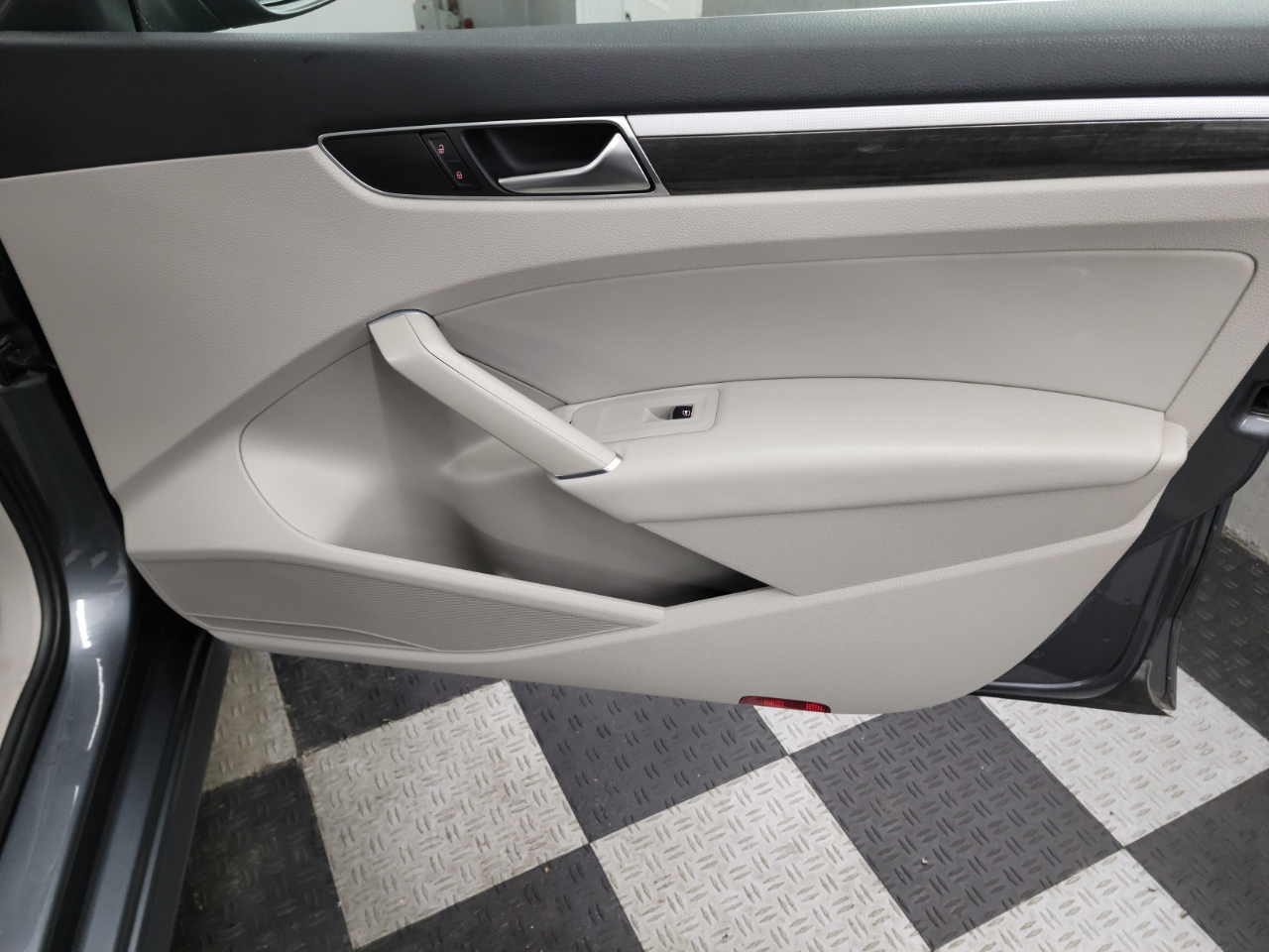 Volkswagen Passat 1.8T SE Auto 2017