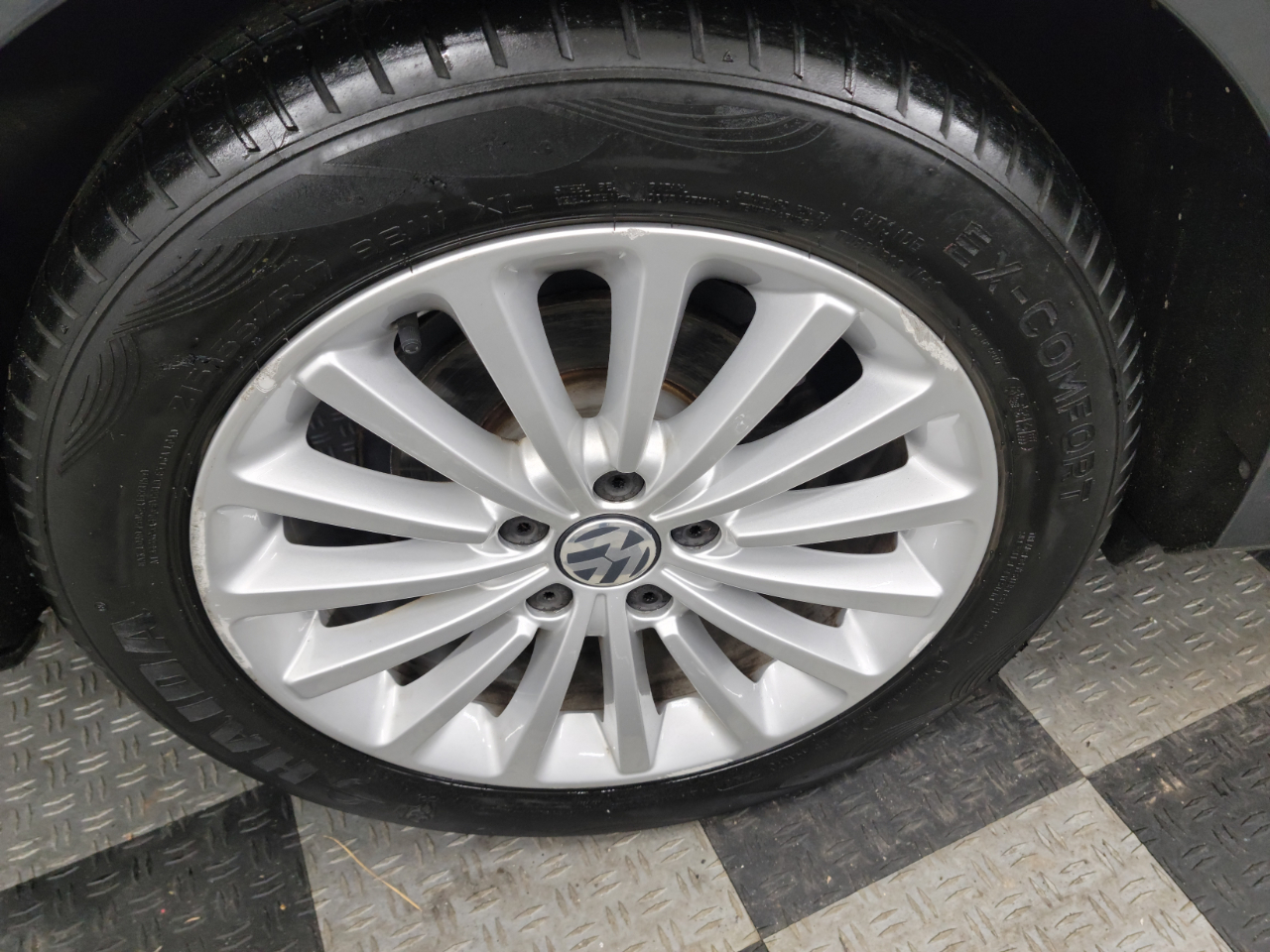 Volkswagen Passat 1.8T SE Auto 2017