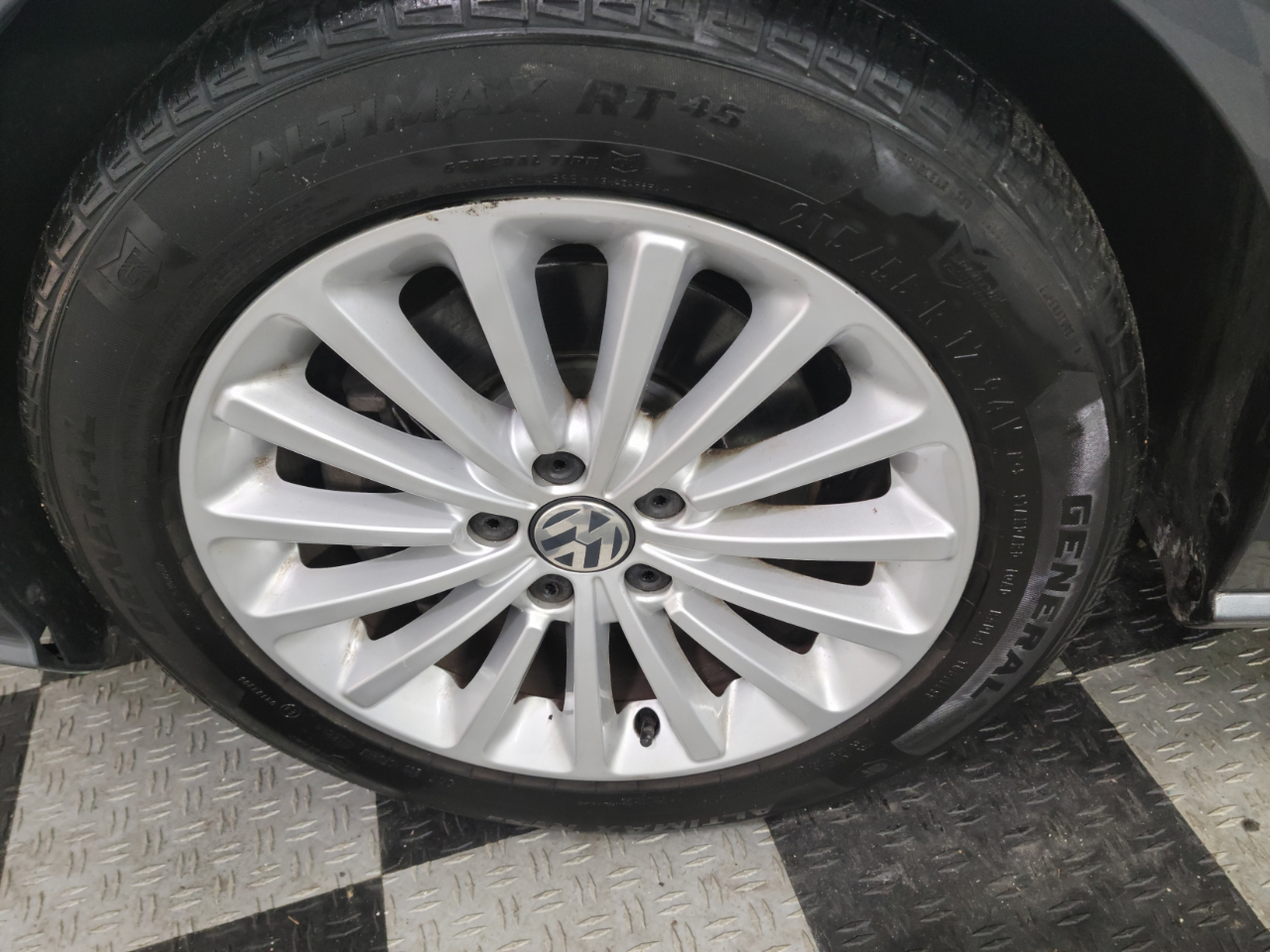 Volkswagen Passat 1.8T SE Auto 2017