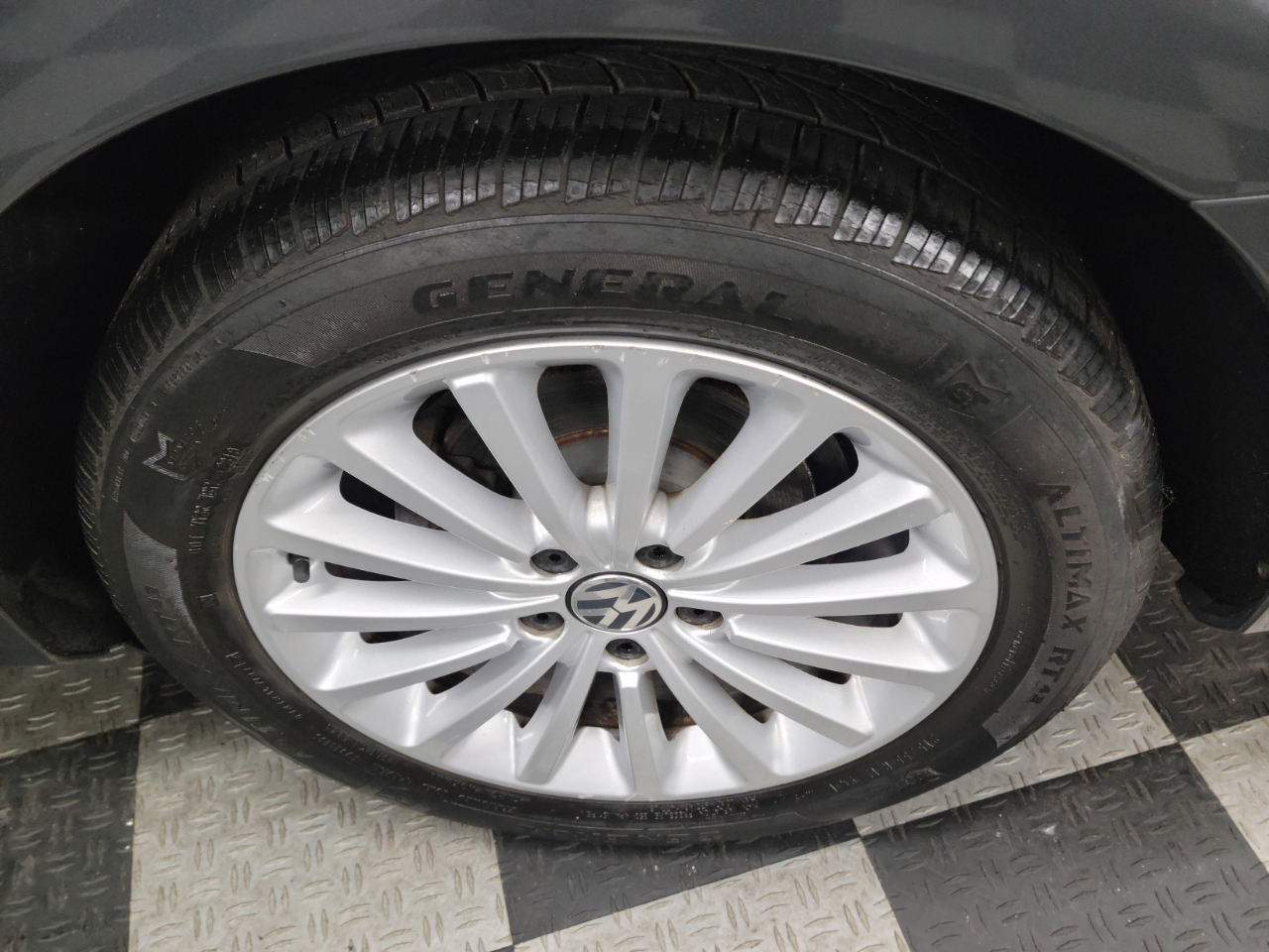 Volkswagen Passat 1.8T SE Auto 2017