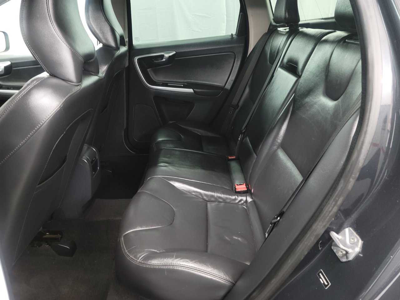 Volvo XC60 2015.5 AWD 4dr T6 2015