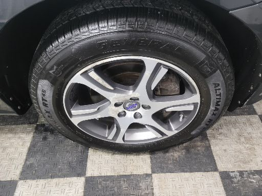 Volvo XC60 2015.5 AWD 4dr T6 2015