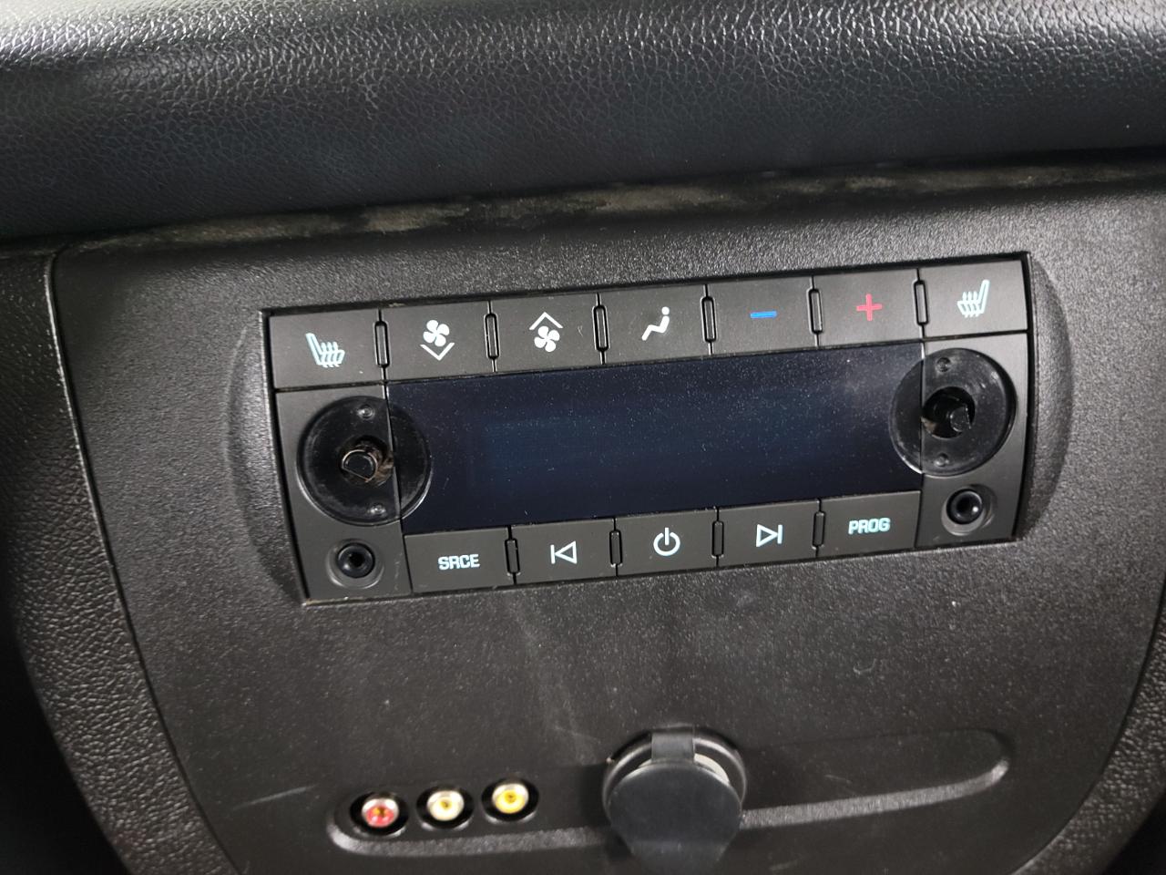 Chevrolet Suburban 4WD 4dr LTZ 2014