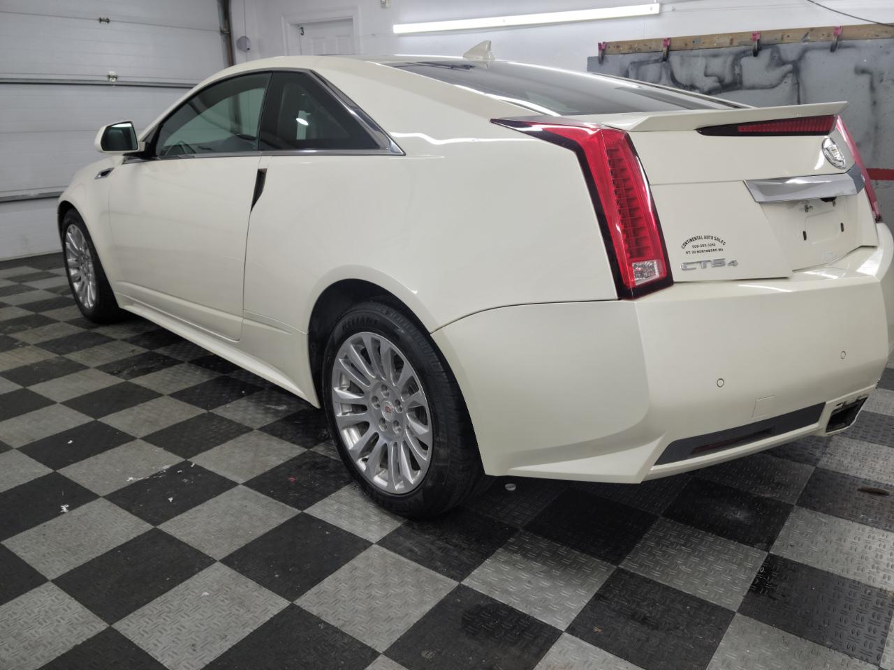 Cadillac CTS Coupe 2dr Cpe Performance AWD 2014