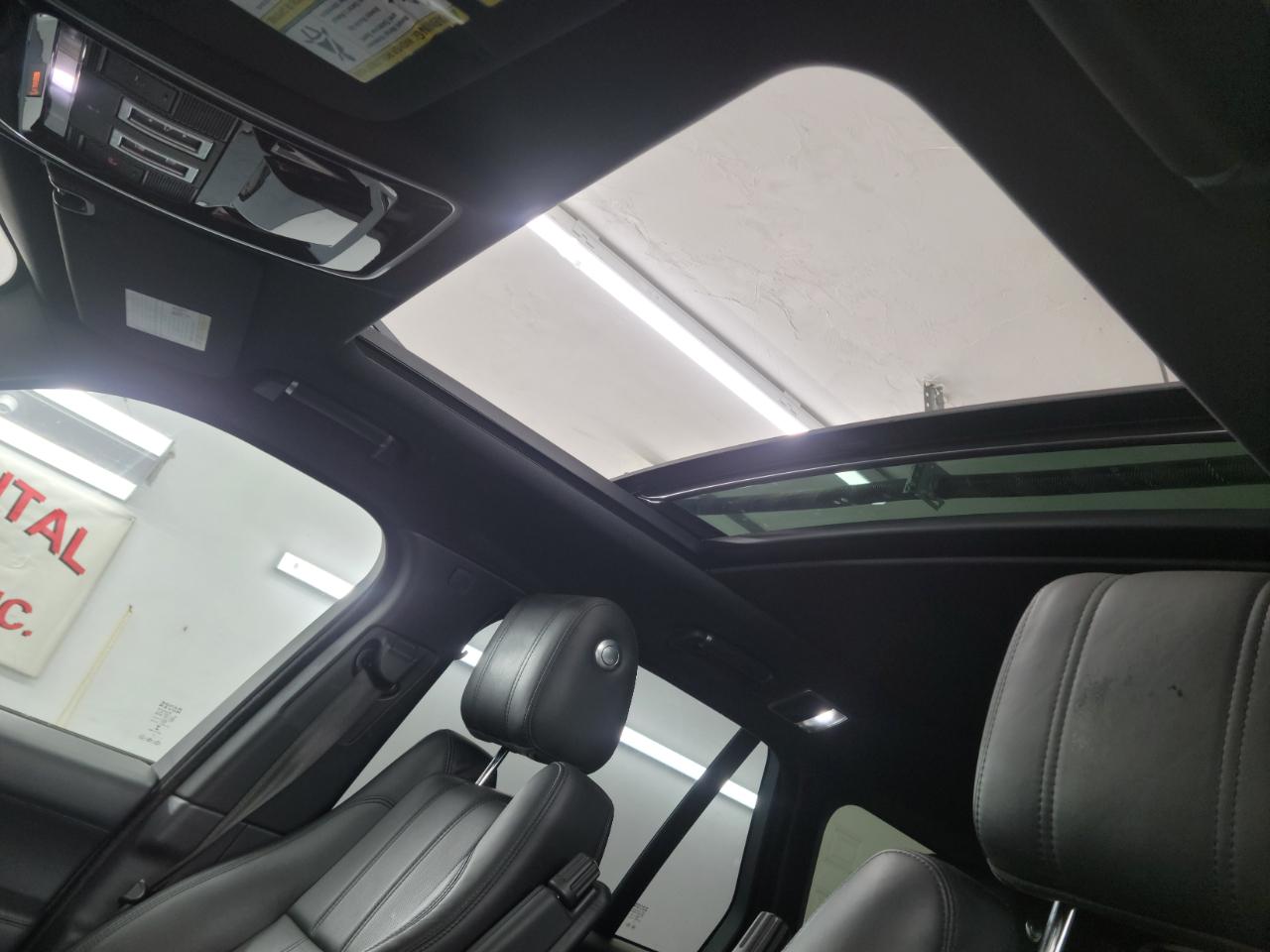 Land Rover Range Rover 4WD 4dr Supercharged 2016