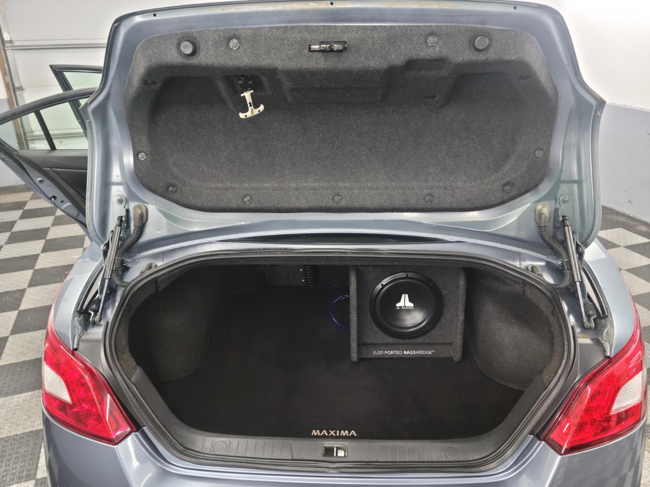 Nissan Maxima 4dr Sdn V6 CVT 3.5 SV w/Sport Pkg 2011