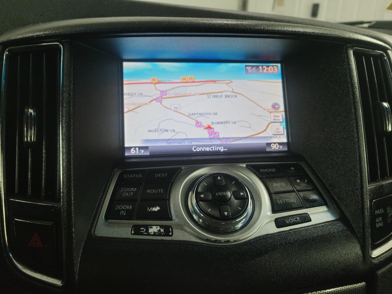 Nissan Maxima 4dr Sdn V6 CVT 3.5 SV w/Sport Pkg 2011