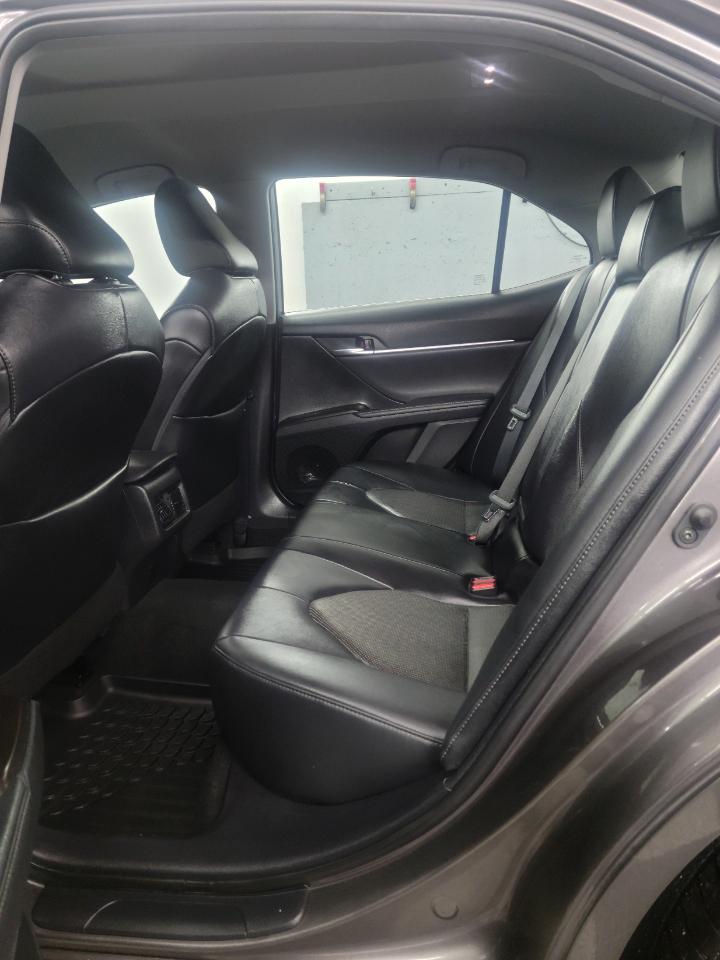 Toyota Camry XLE Auto AWD (Natl) 2021