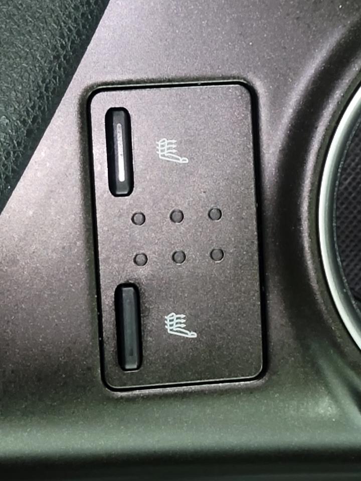 Toyota Camry XLE Auto AWD (Natl) 2021