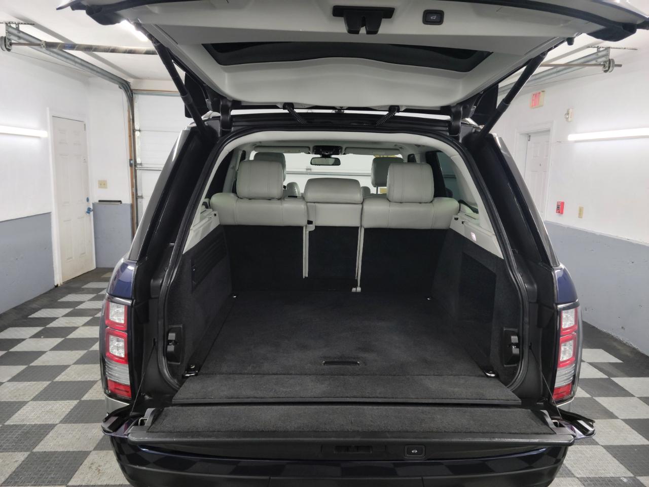 Land Rover Range Rover 4WD 4dr HSE 2016