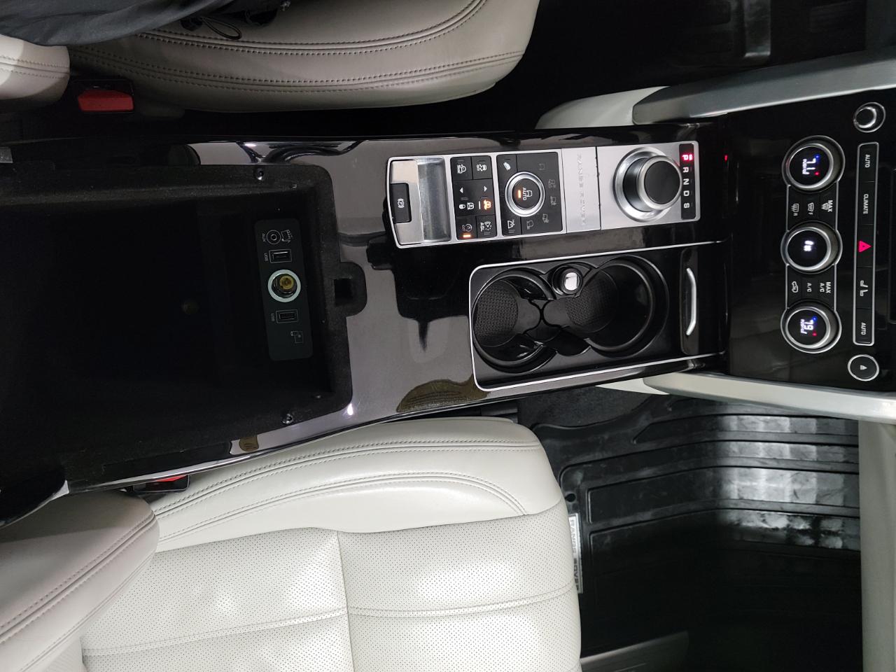 Land Rover Range Rover 4WD 4dr HSE 2016