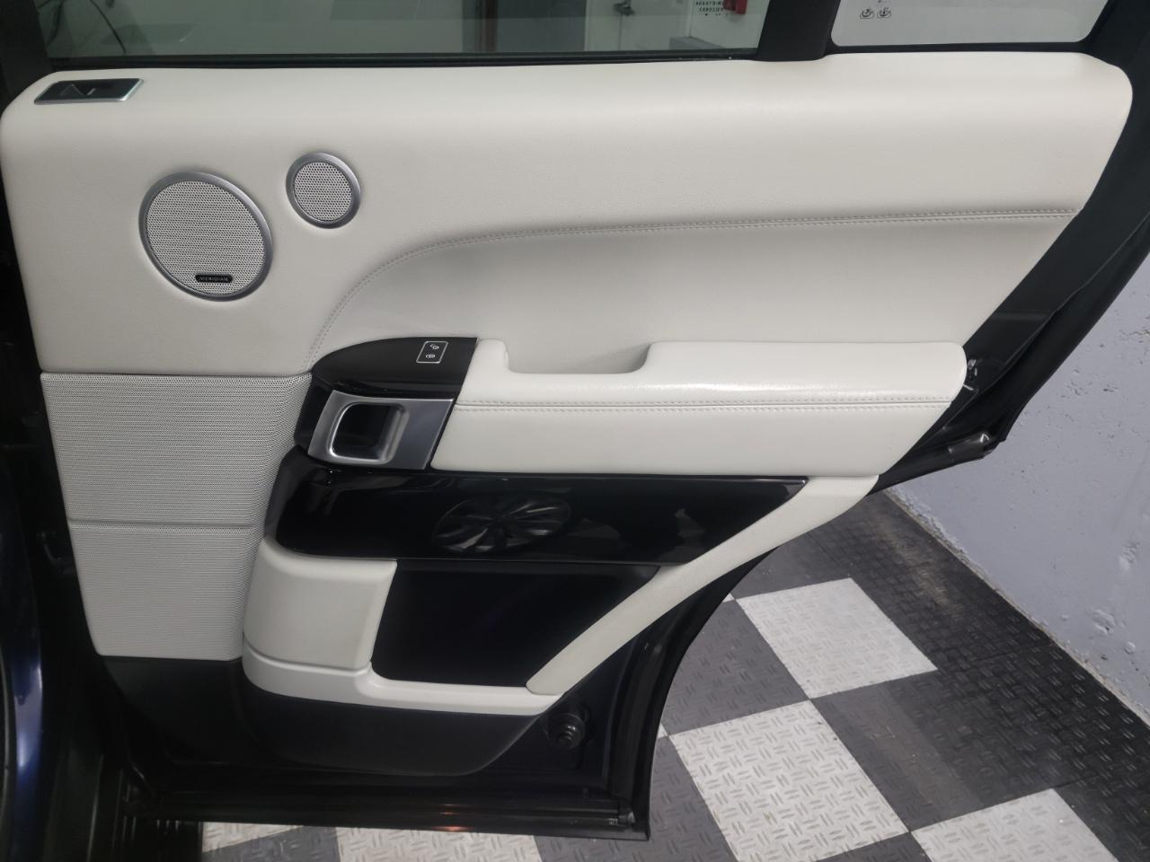 Land Rover Range Rover 4WD 4dr HSE 2016