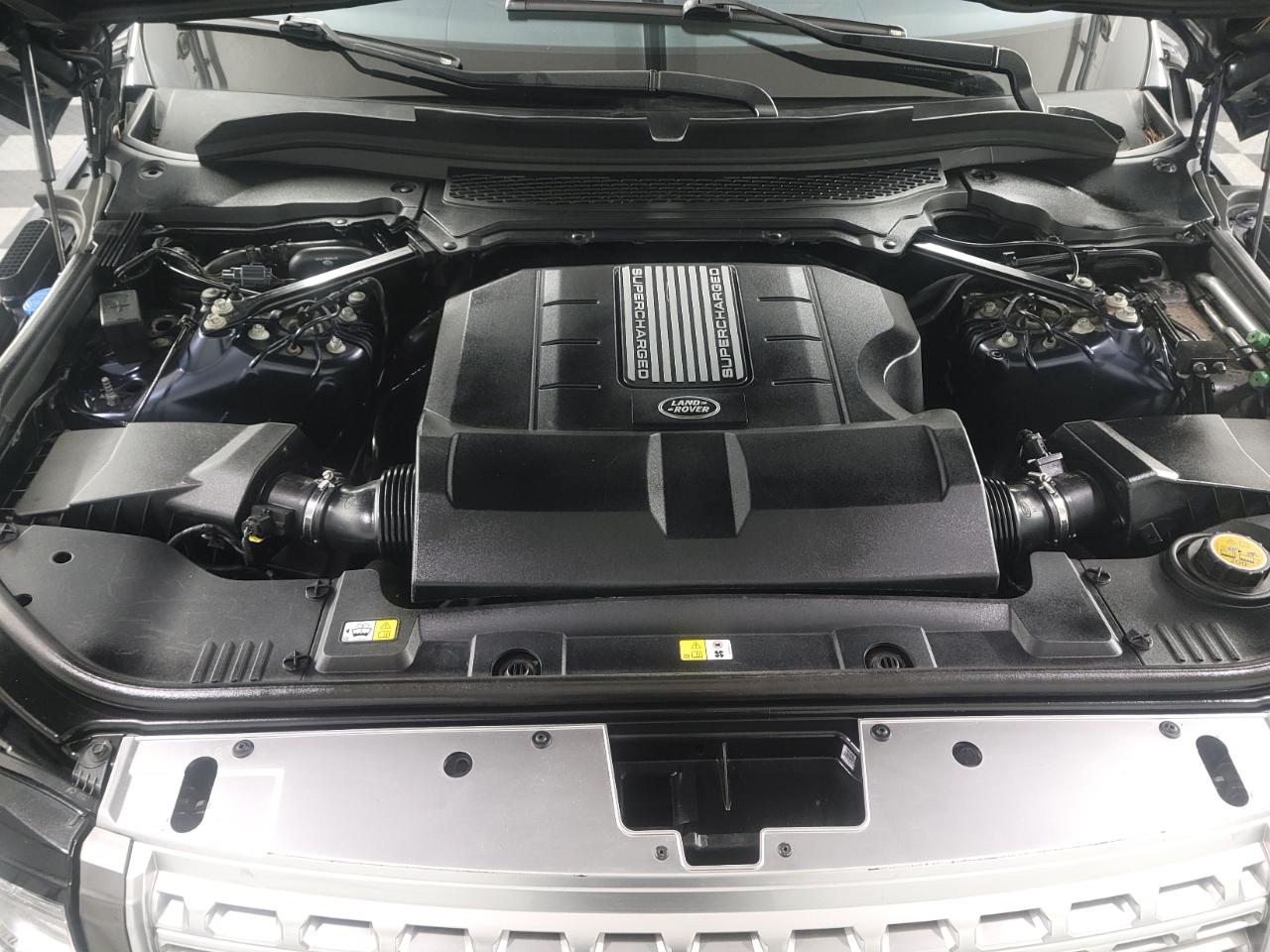 Land Rover Range Rover 4WD 4dr HSE 2016