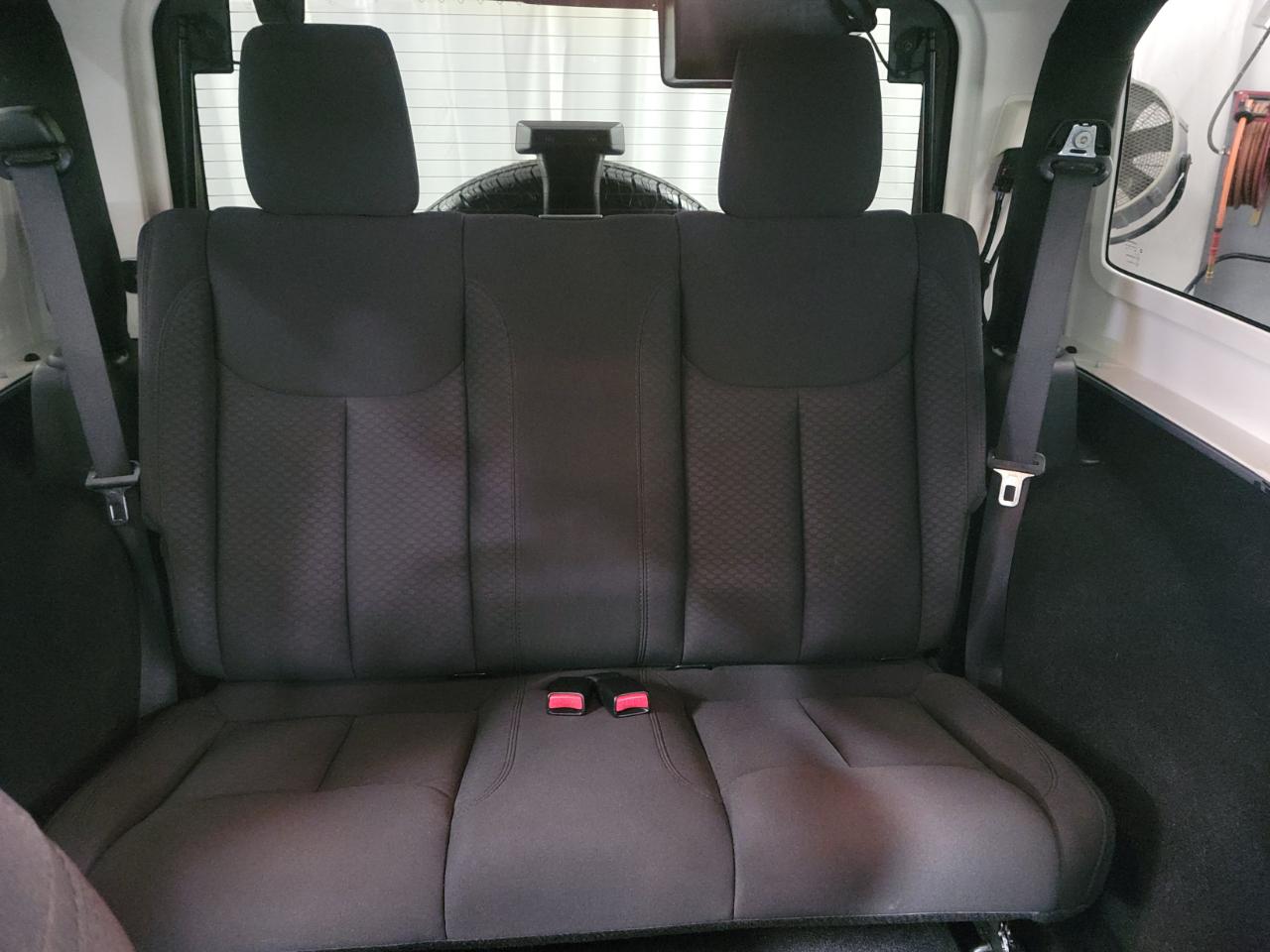 Jeep Wrangler 4WD 2dr Sport 2013