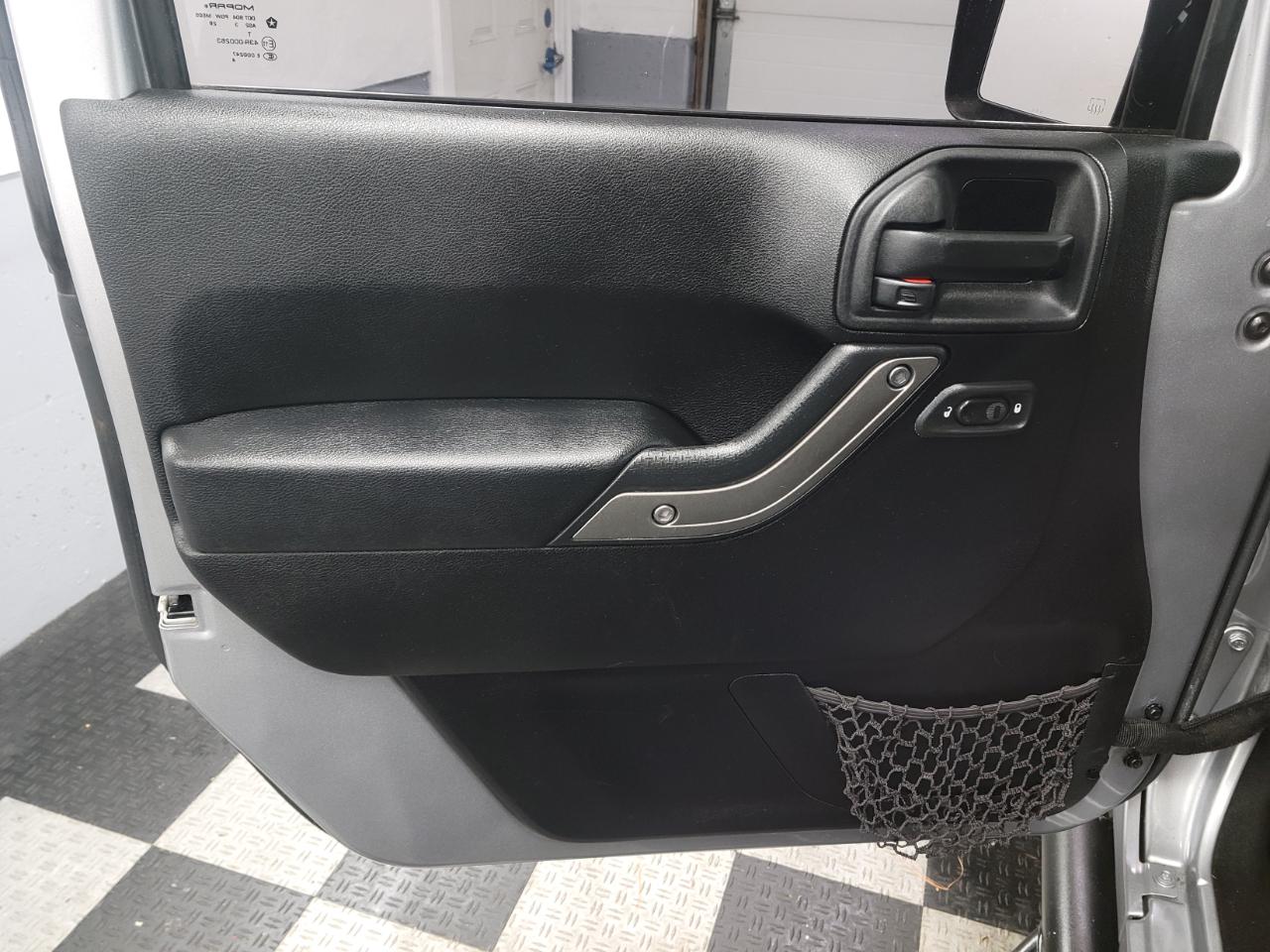 Jeep Wrangler 4WD 2dr Sport 2013