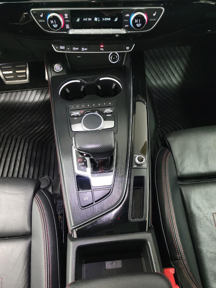 Audi A4 2.0 TFSI Tech Premium Plus S Tronic quattro AWD 2018