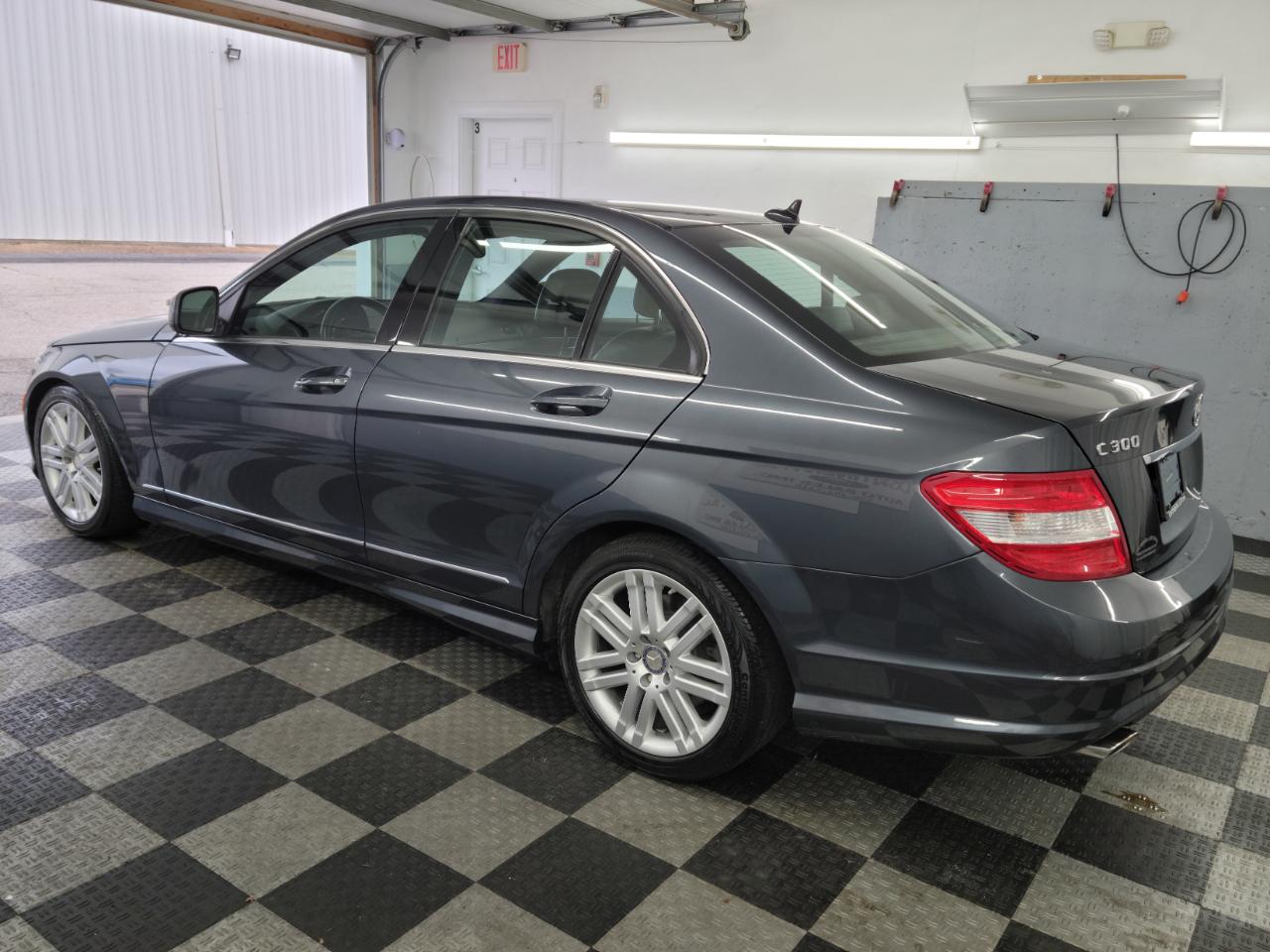 Mercedes-Benz C-Class 4dr Sdn 3.0L Sport 4MATIC 2009