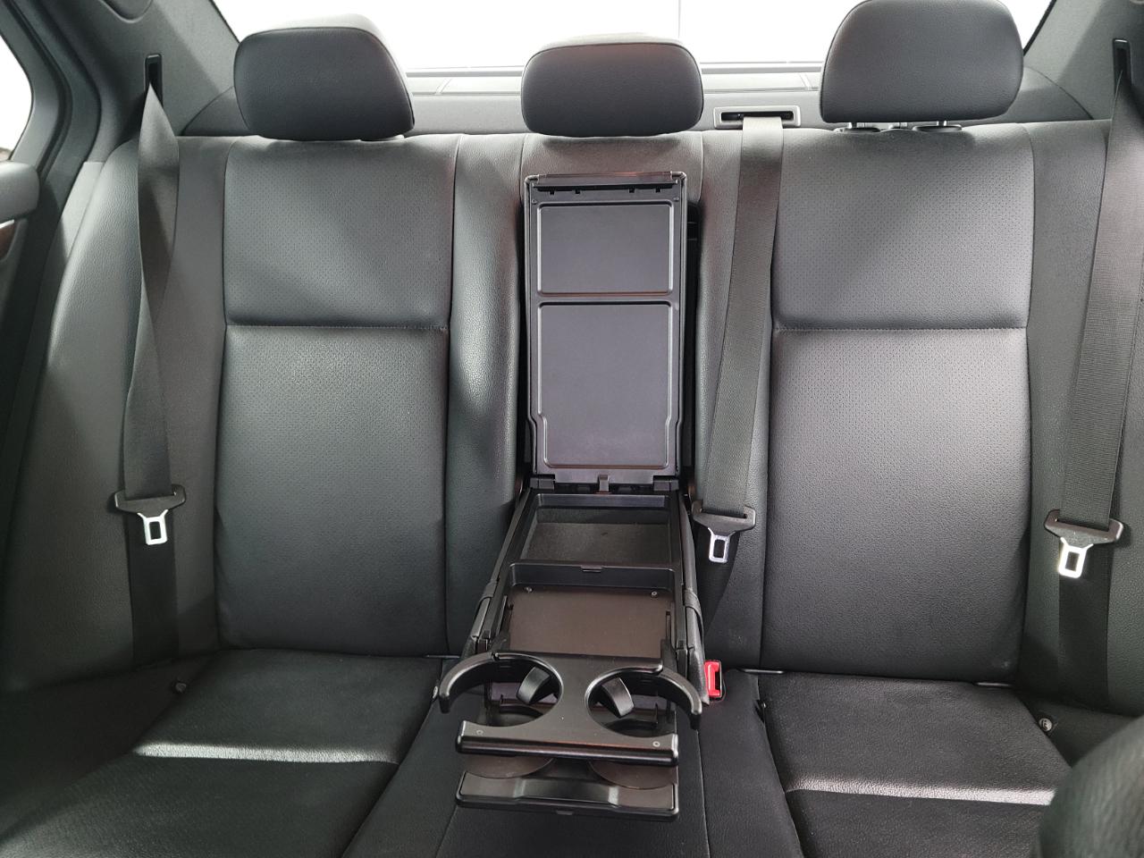 Mercedes-Benz C-Class 4dr Sdn 3.0L Sport 4MATIC 2009