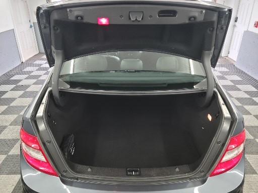 Mercedes-Benz C-Class 4dr Sdn 3.0L Sport 4MATIC 2009