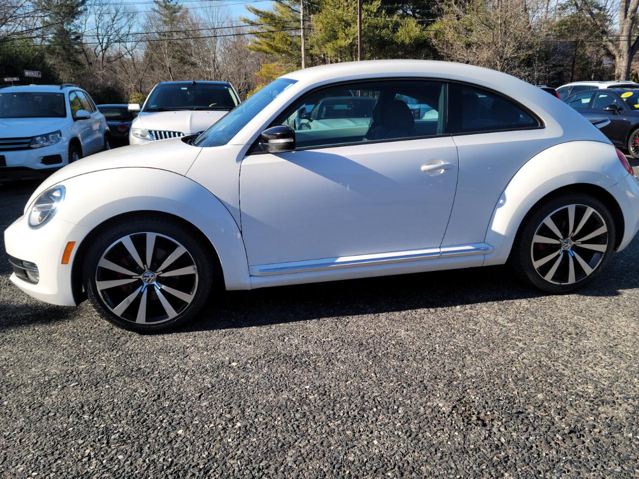 Volkswagen Beetle 2dr Cpe DSG 2.0T Turbo PZEV 2012