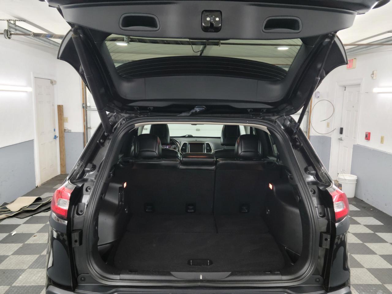 Jeep Cherokee 4WD 4dr Limited 2015