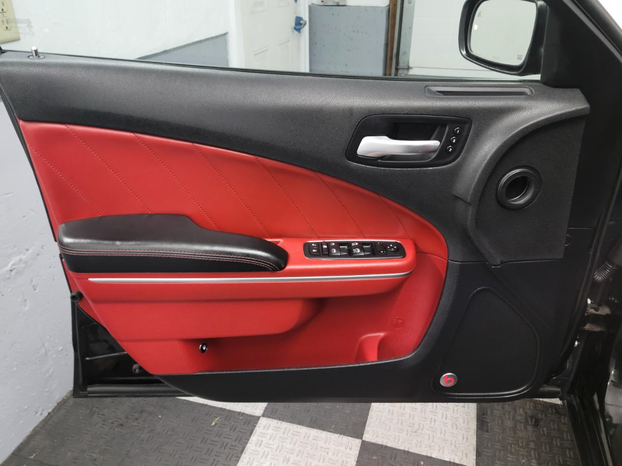 Dodge Charger 4dr Sdn SXT AWD 2015