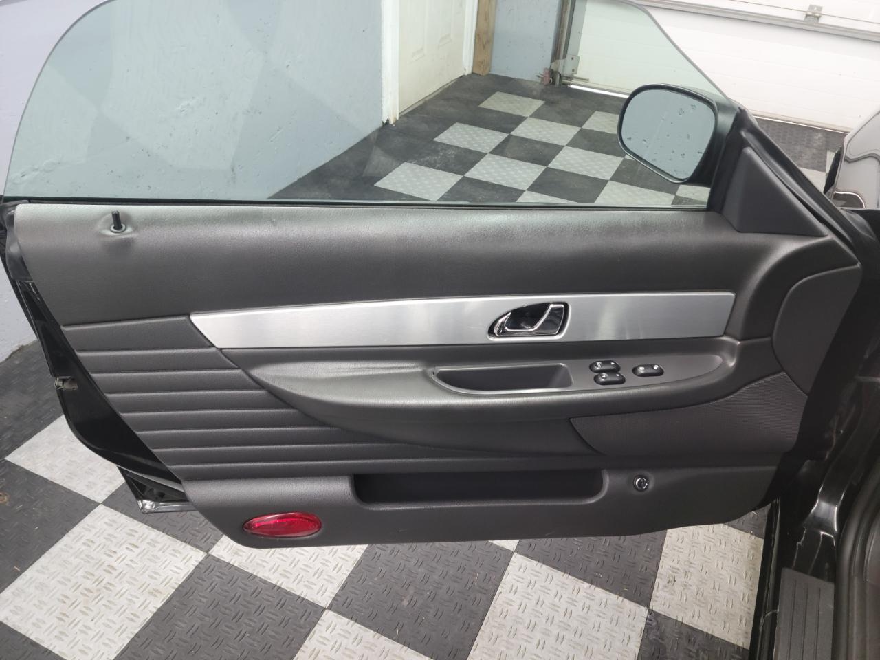 Ford Thunderbird 2dr Conv w/Hardtop Premium 2002