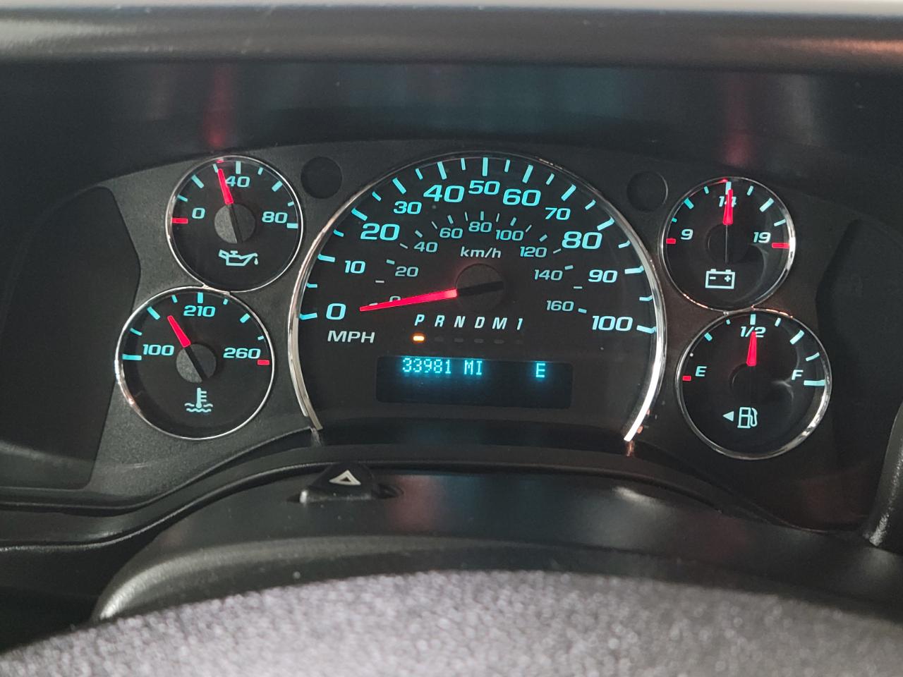 Chevrolet Express Passenger RWD 2500 135" LS 2014